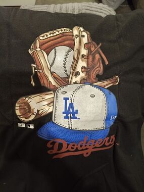 MLB Los Angeles Dodgers Black Tee with Blue & White Cap Graphic